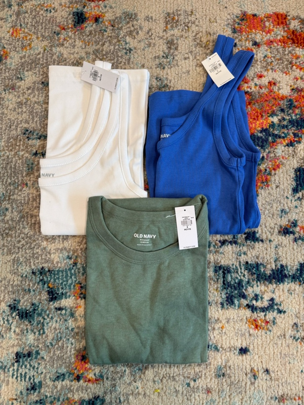 NWT SP Old Navy 3-Pack Tank & Tee Set - White, Blue, Green
